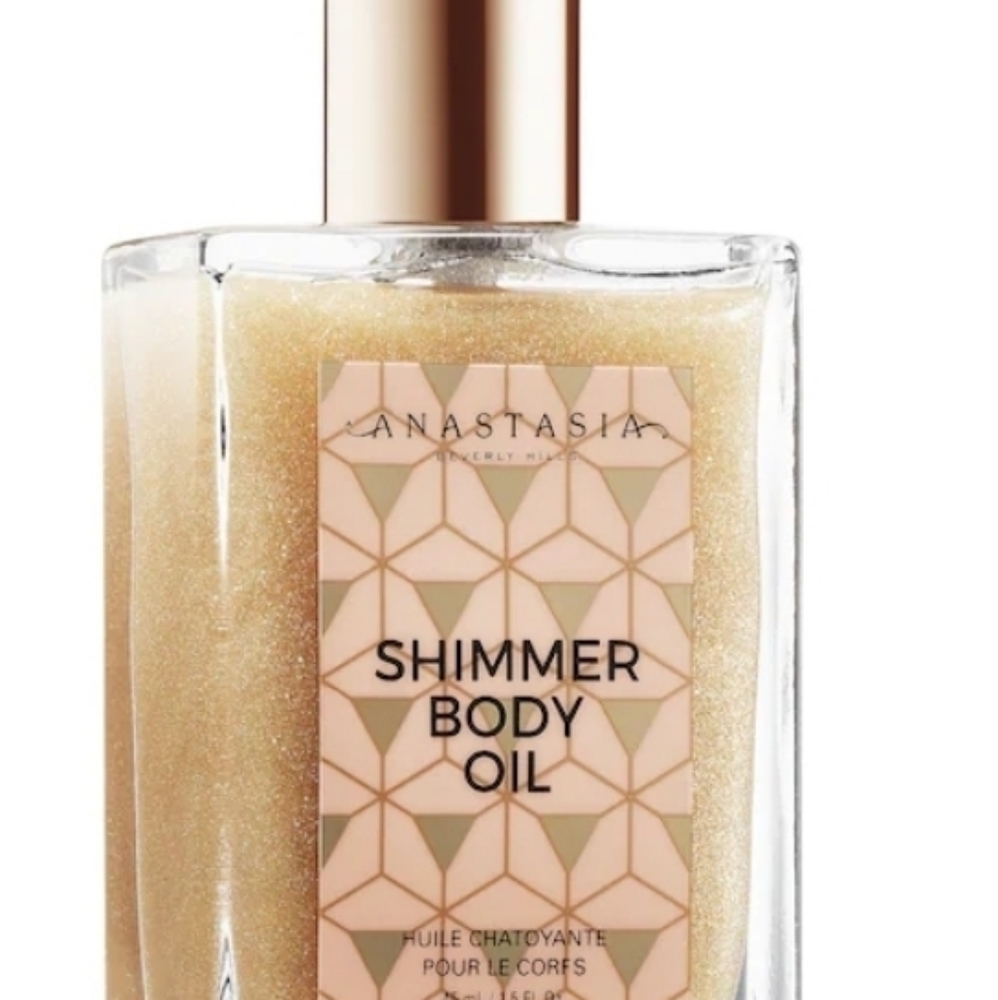 Shimmer body oil